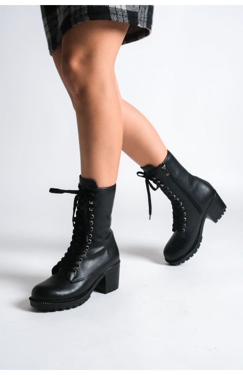 ALDA Bağcıklı Ortopedik Taban Kadın Çizme CST - Siyah