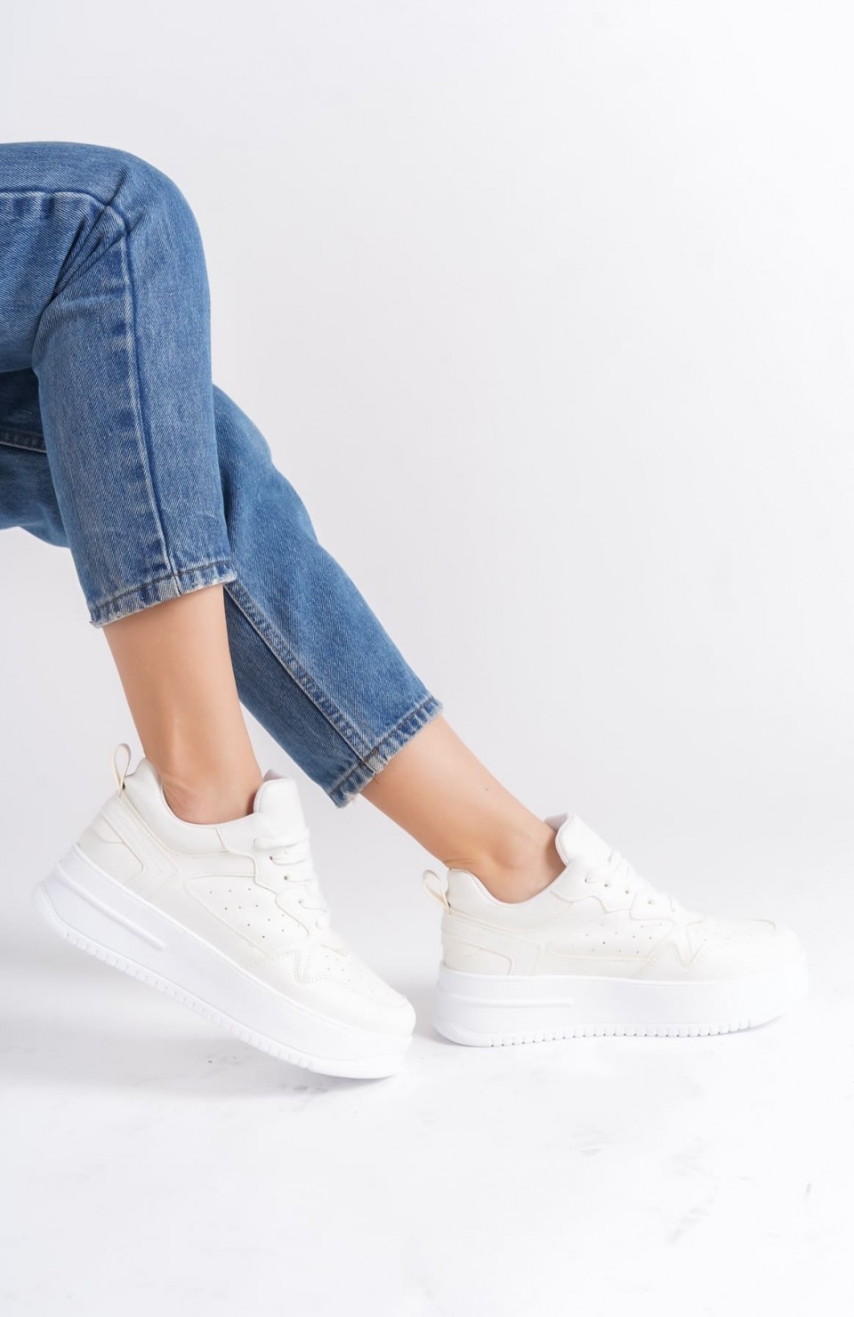 ALESSI Bağcıklı Ortopedik Taban Kadın Sneaker Spor Ayakkabı CBT - Kırık Beyaz