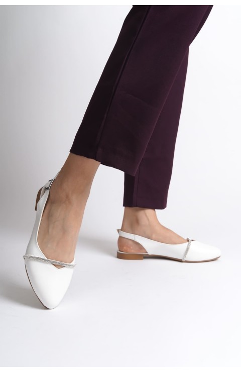 ALLISON Tokalı Ortopedik Rahat Taban Taş Detaylı Kadın Babet Ayakkabı  CKT - Beyaz