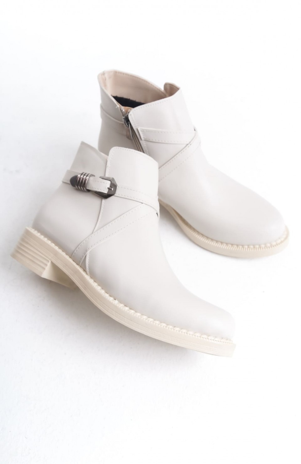 ALMILA Fermuarlı Lastikli Ortopedik Taban Topuklu Kadın Bot  CKT - Krem