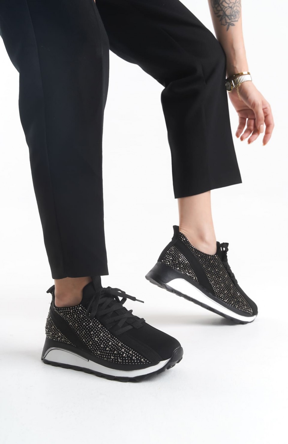 ALYA Bağcıklı Ortopedik Taban Taşlı Kadın Sneaker Spor Ayakkabı CBT - Siyah