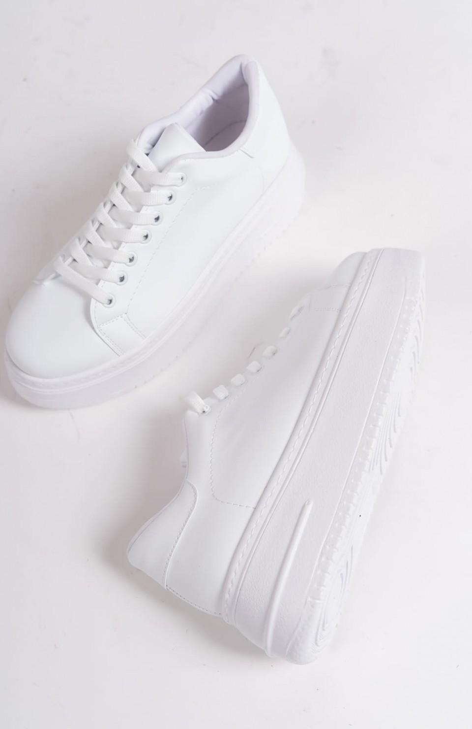 BIANA Bağcıklı Ortopedik Taban Kadın Sneaker Spor Ayakkabı  CBT - Beyaz Somersan Giyim | Kadın, Erkek ve Çocuk Moda