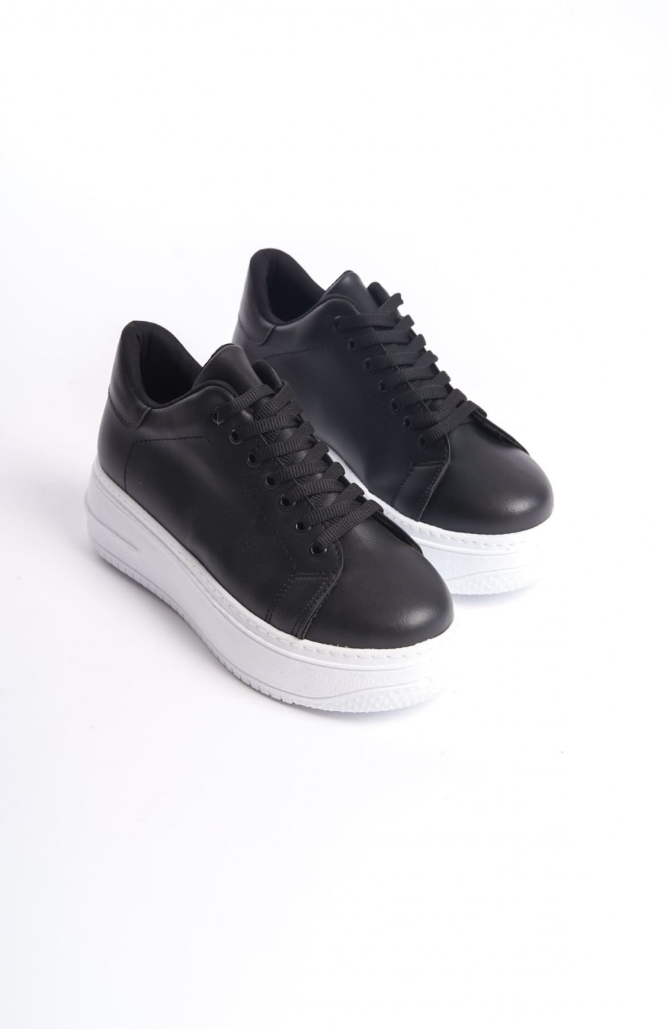 BIANA Bağcıklı Ortopedik Taban Kadın Sneaker Spor Ayakkabı  CBT - Siyah