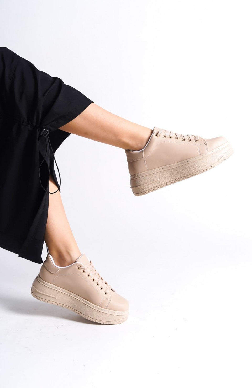 BIANA Bağcıklı Ortopedik Taban Kadın Sneaker Spor Ayakkabı CTT - Ten