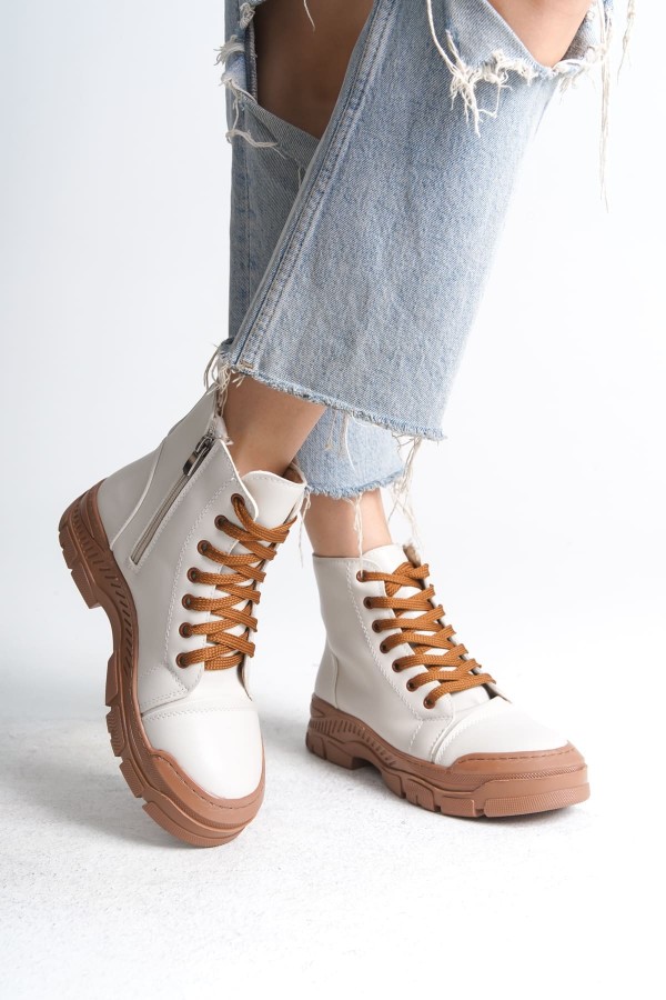 BLOOM Bağcıklı Fermuarlı Ortopedik Taban Kadın Bot  CTT - Krem