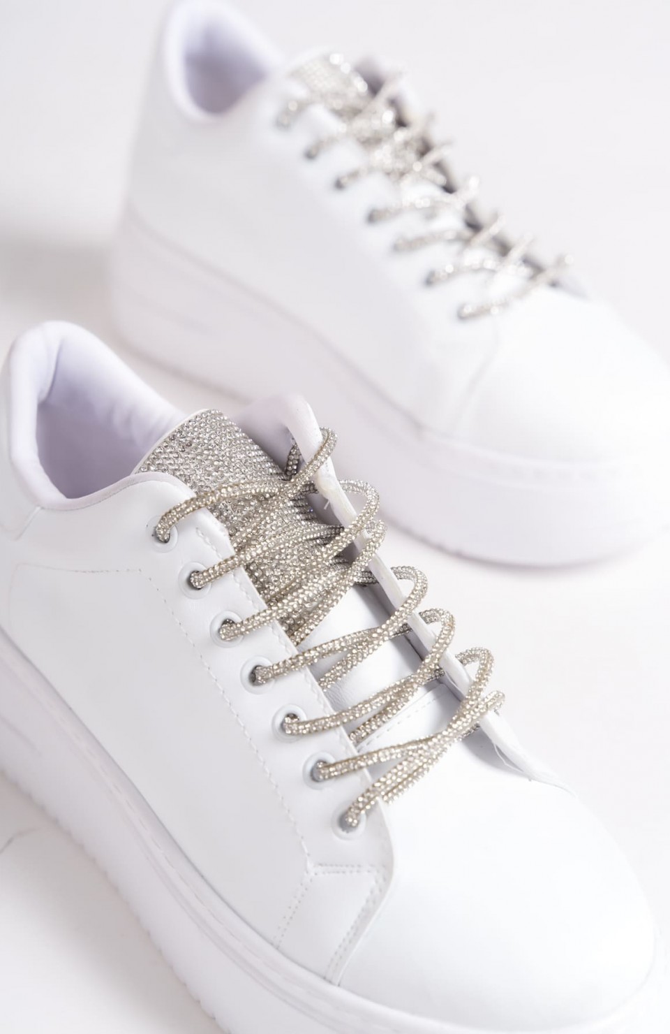 DELLA Bağcıklı Ortopedik Taban Taşlı Kadın Sneaker Spor Ayakkabı CBT - Beyaz