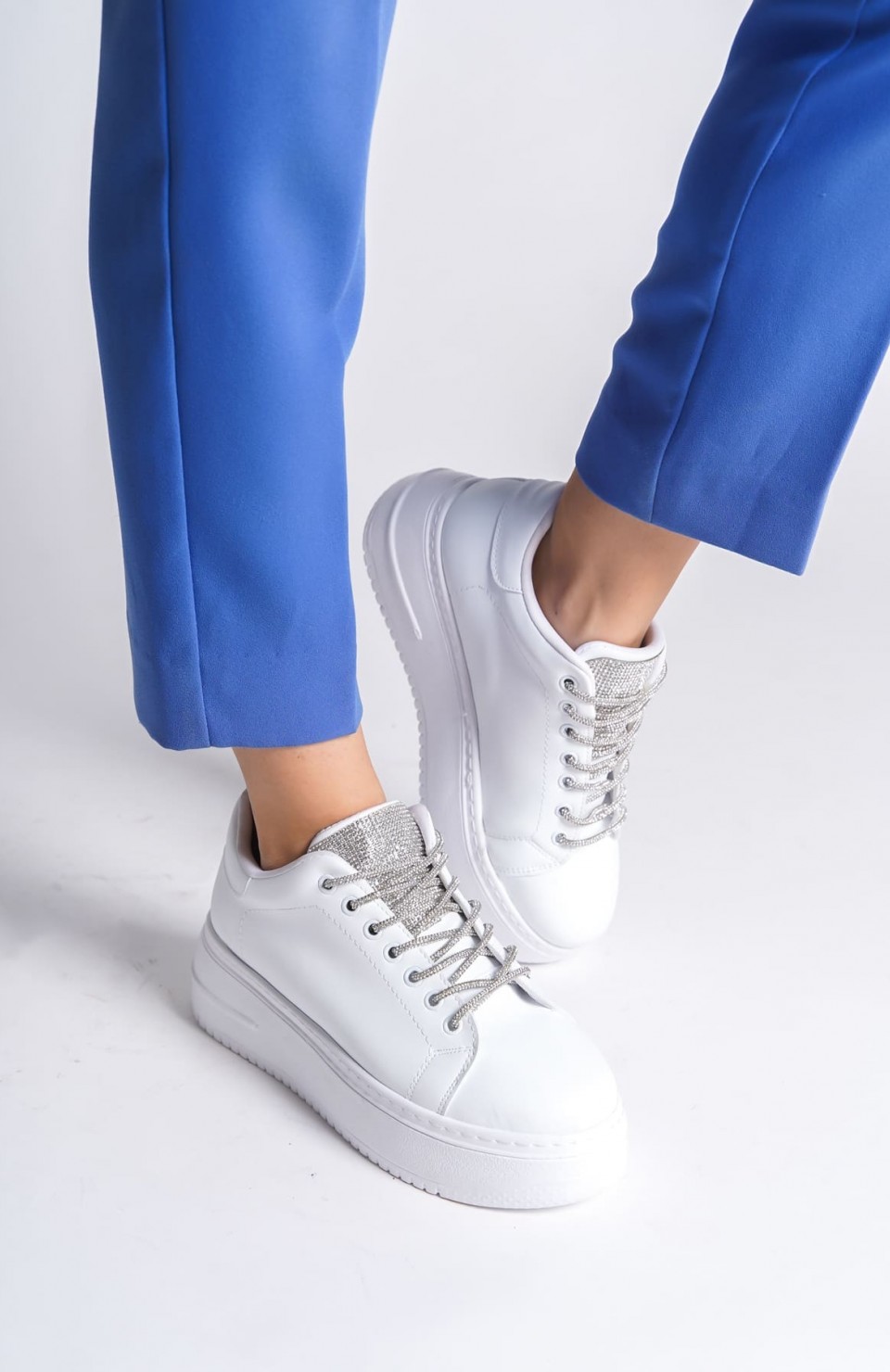 DELLA Bağcıklı Ortopedik Taban Taşlı Kadın Sneaker Spor Ayakkabı CBT - Beyaz