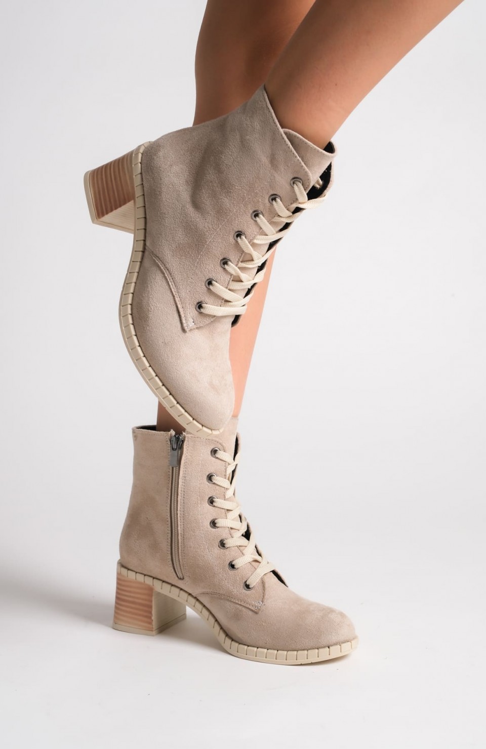 DIANA Bağcıklı Fermuarlı Ortopedik Taban Topuklu Süet Kadın Bot STT - Ten