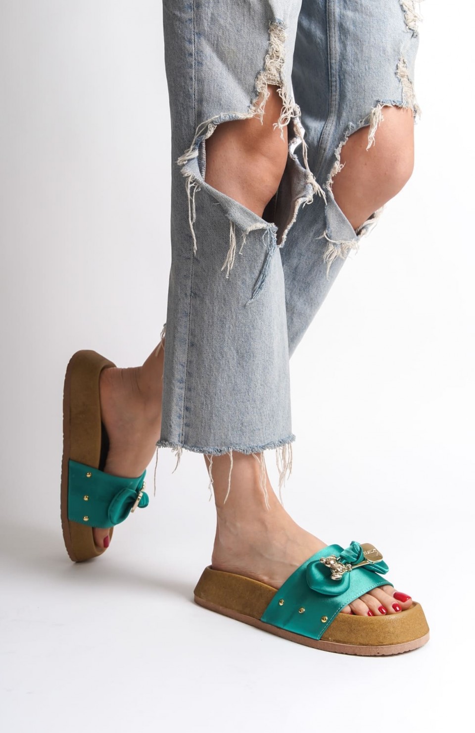 DILA Kalın ve Ortopedik Taban Ayıcıklı Saten Kadın Terlik  SKT - Yeşil