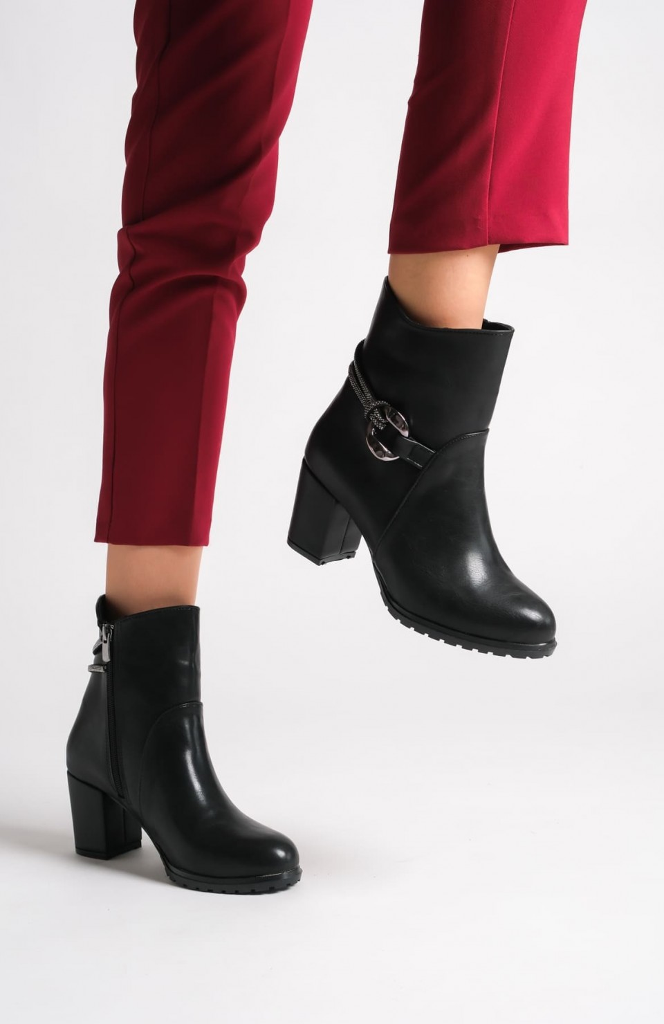 EDNA Fermuarlı Ortopedik Taban Taşlı Topuklu Kadın Bot CST - Siyah