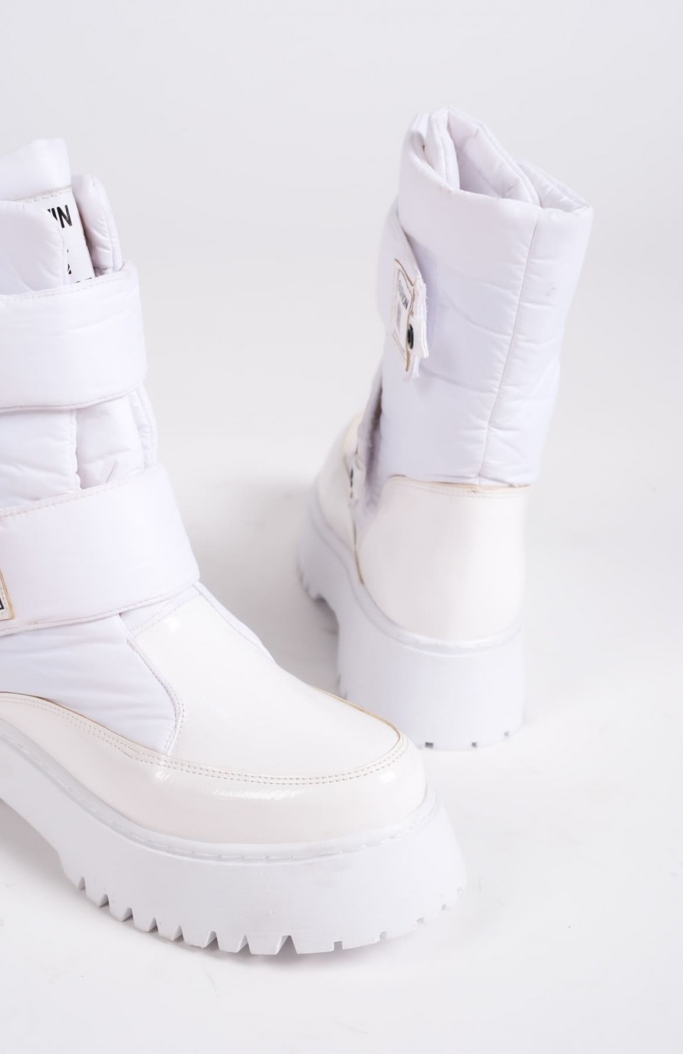 ELISA Cırt Cırtlı  Paraşüt Kumaş Rugan Kadın Bot RBT - Beyaz