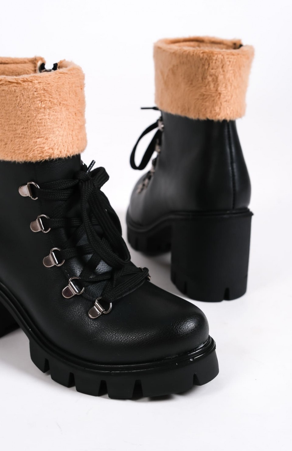 EMMA Bağcıklı Fermuarlı Ortopedik Taban Topuklu Kürk DetaylıKadın Bot  CST - Siyah