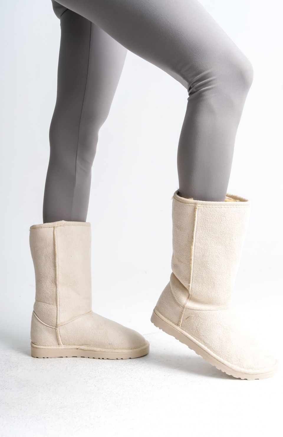 FREYA Bağcıksız Düz Taban İçi Kürklü Süet Kadın Bot  SKT - Krem