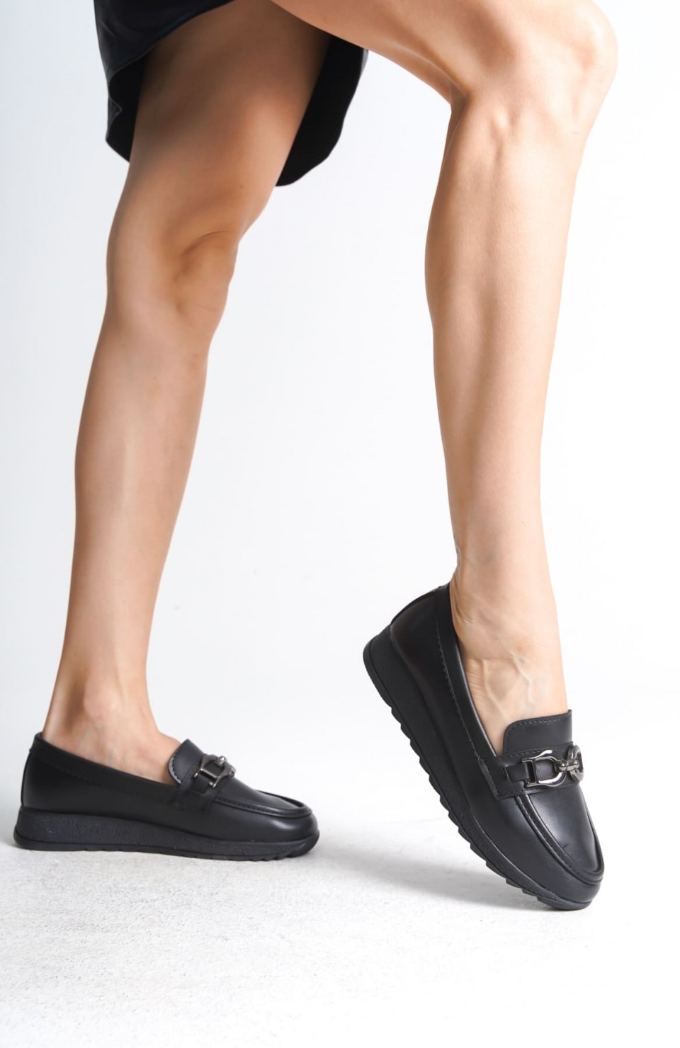 GISELLE Ortopedik Rahat Taban Toka Detaylı Klasik Kadın Babet Anne Ayakkabısı  CST - Siyah