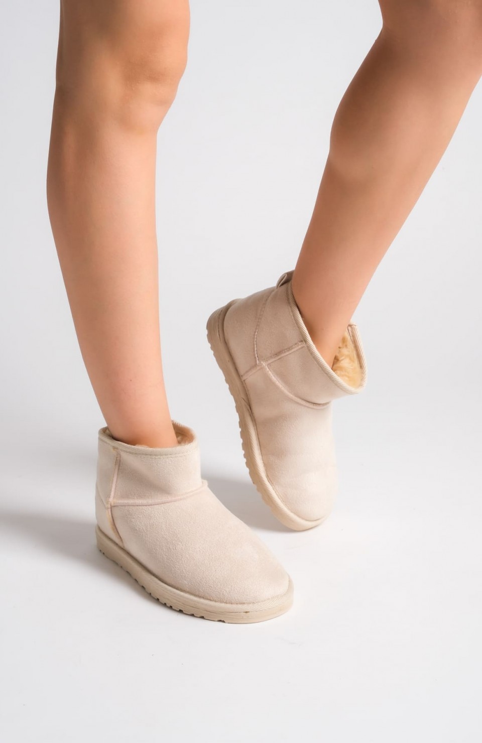 JOLIE Bağcıksız Düz Taban İçi Kürklü Kısa Süet Kadın Bot SKT - Krem Somersan Giyim | Kadın, Erkek ve Çocuk Moda