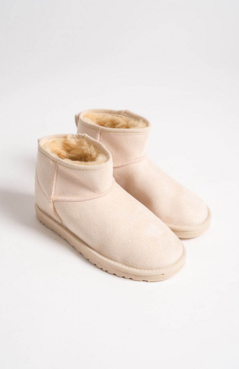 JOLIE Bağcıksız Düz Taban İçi Kürklü Kısa Süet Kadın Bot SKT - Krem