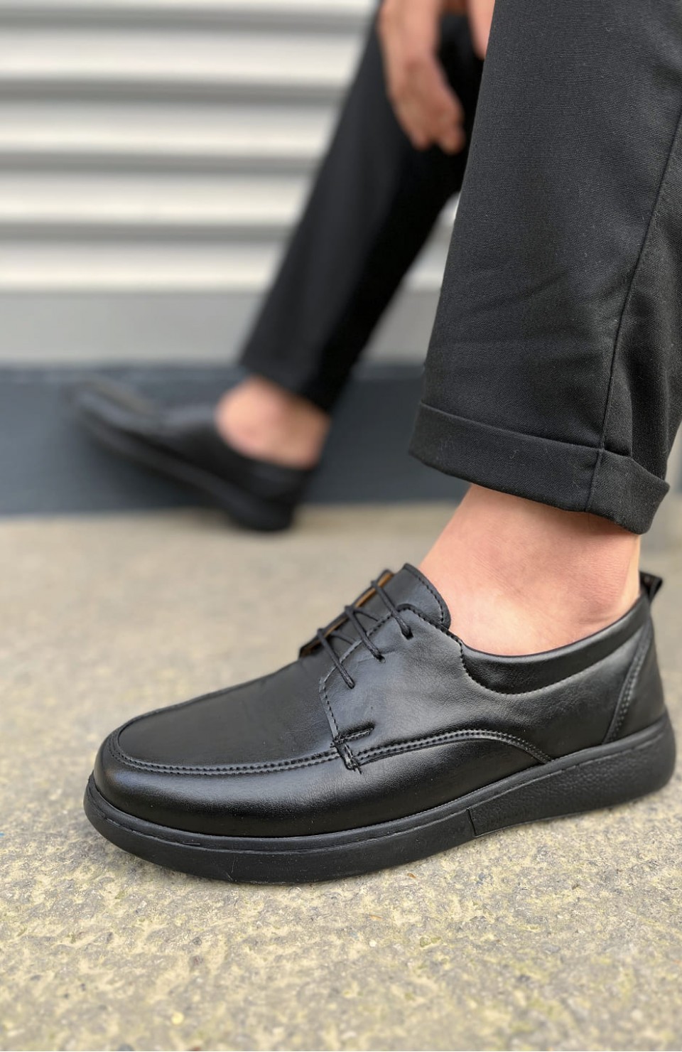 JY0510 Clasica Bağcıklı Cilt Erkek Günlük Klasik Ayakkabı CST - Siyah