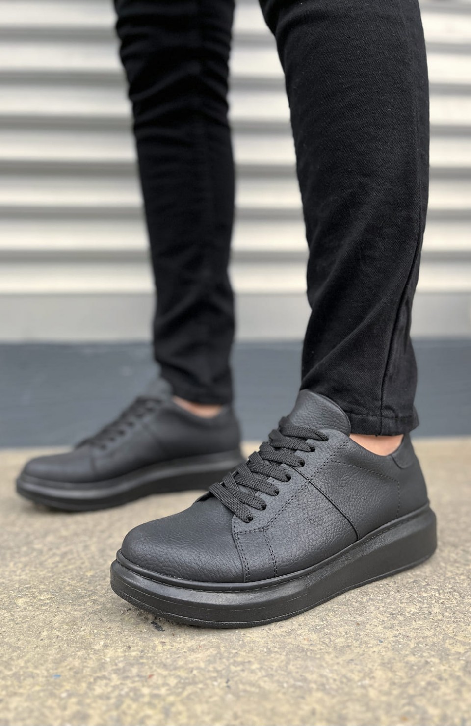 JY151 Boost Bağcıklı Cilt Erkek Günlük Sneaker Ayakkabı CST - Siyah