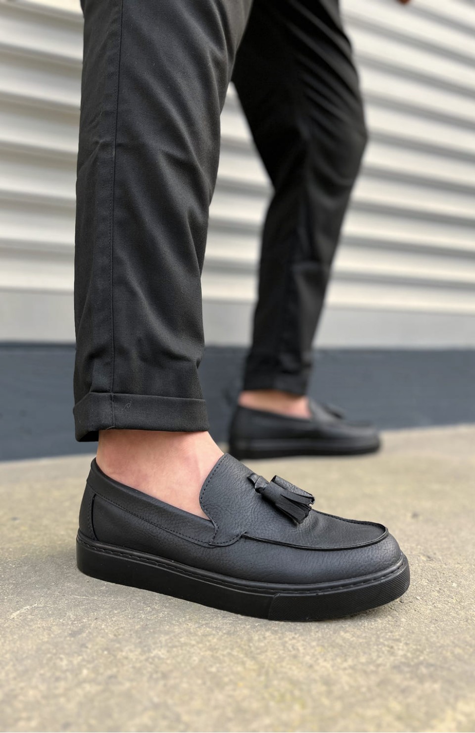 JY153 Bloom Bağcıksız Püsküllü Cilt Erkek Günlük Spor Klasik Ayakkabı CST - Siyah