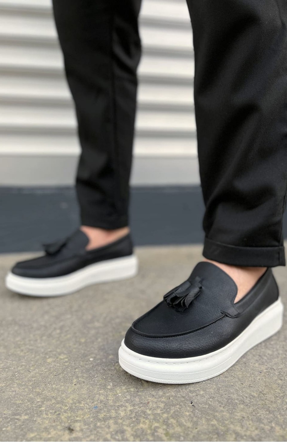 JY154 Blaze Bağcıksız Püsküllü Cilt Erkek Günlük Spor Klasik Ayakkabı CBT - Siyah