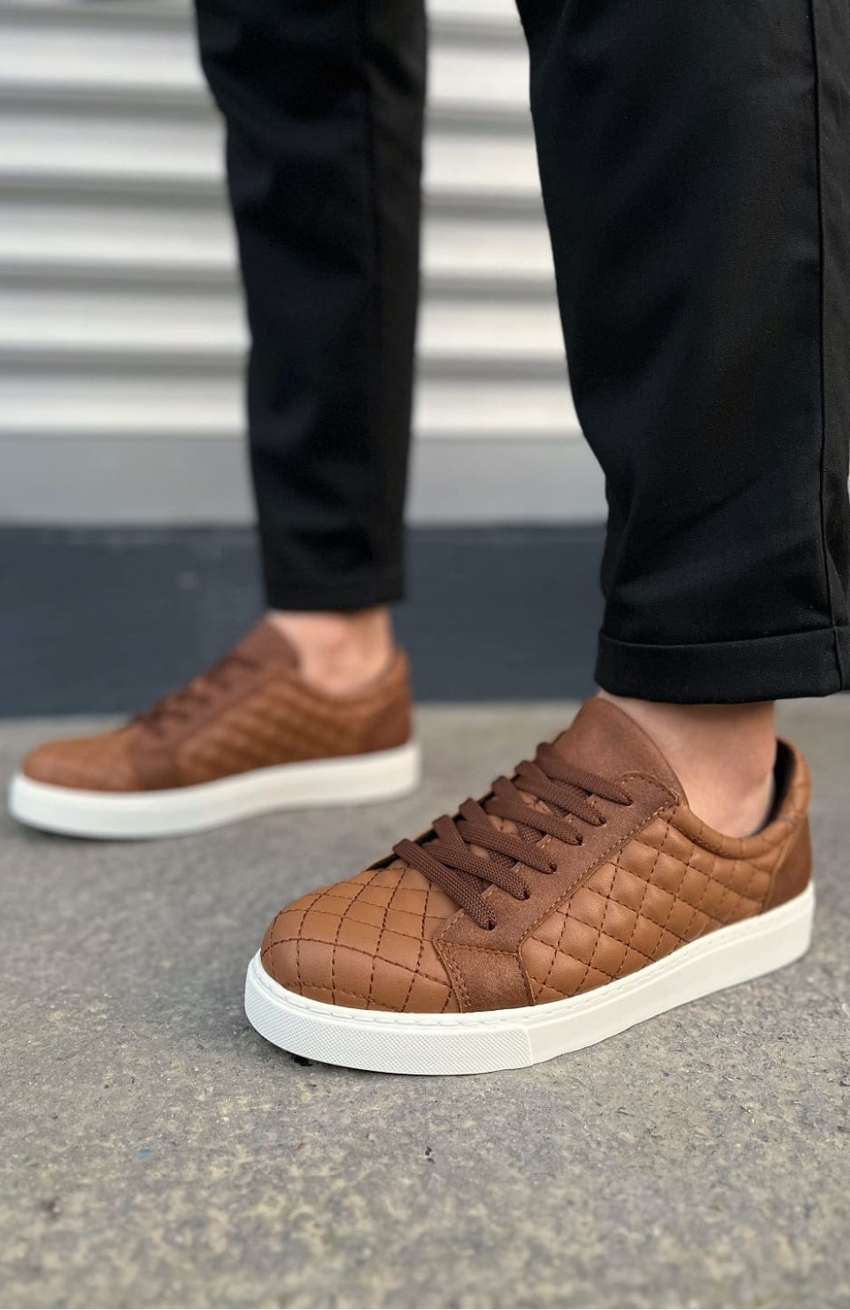 JY166 Prestige Bağcıklı Cilt Kapitone Desenli Erkek Günlük Sneaker Ayakkabı CBT - Taba