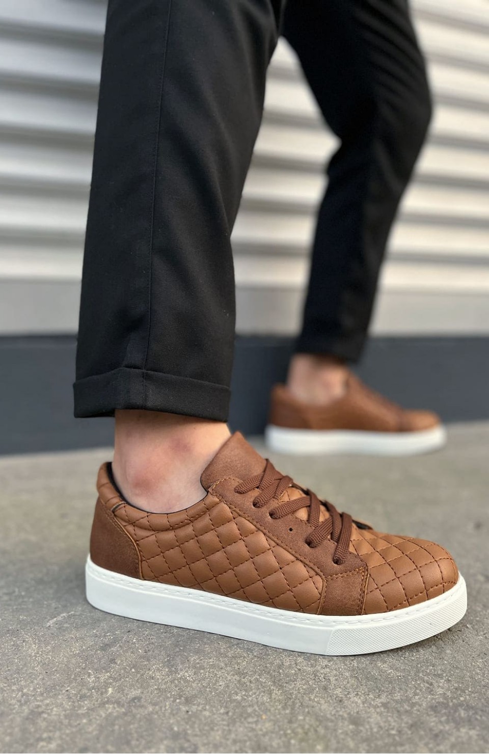 JY166 Prestige Bağcıklı Cilt Kapitone Desenli Erkek Günlük Sneaker Ayakkabı CBT - Taba