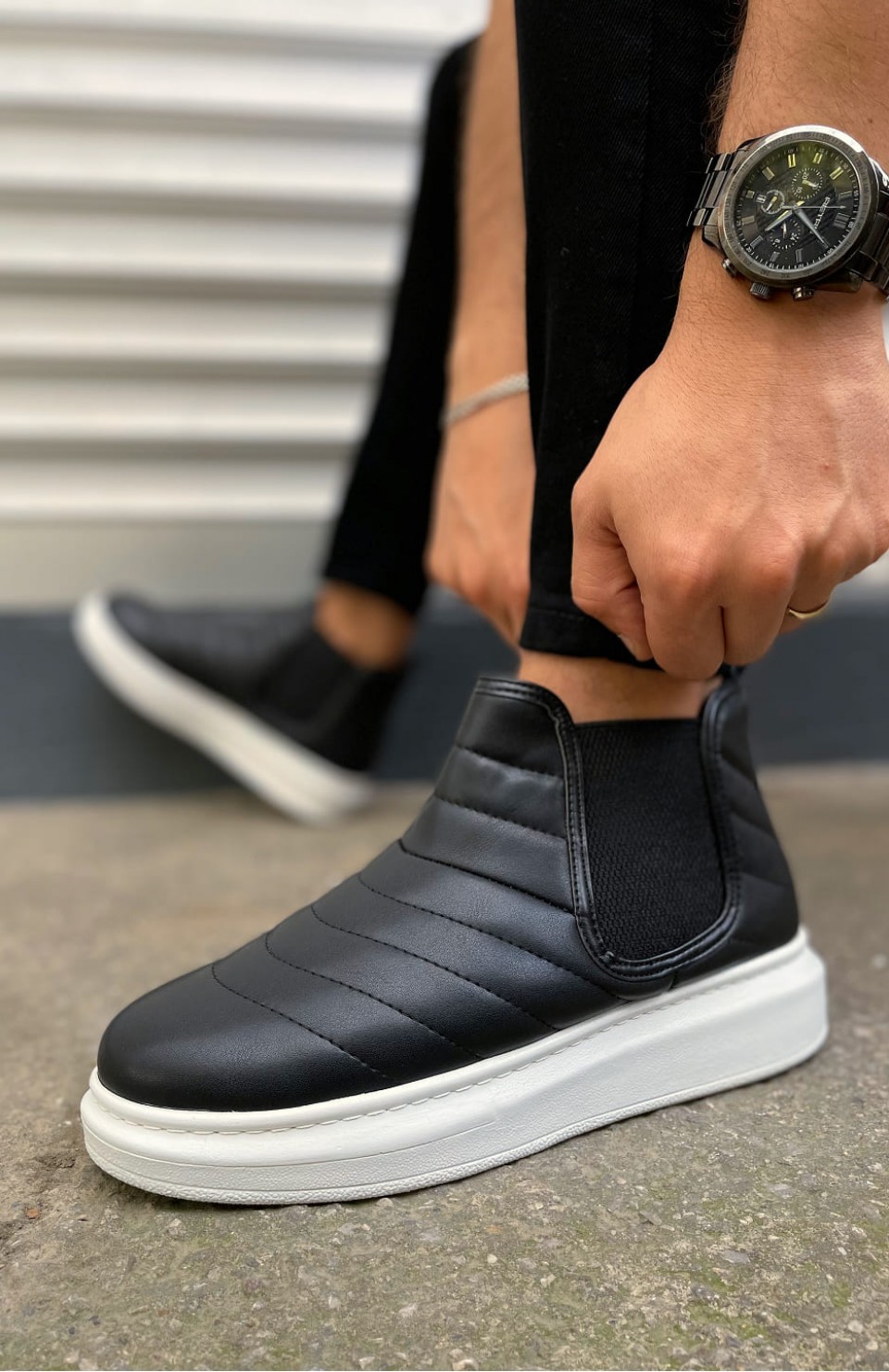 JY205 Boston Bağcıksız Ortopedik Taban Cilt Erkek Spor Bot CBT - Siyah