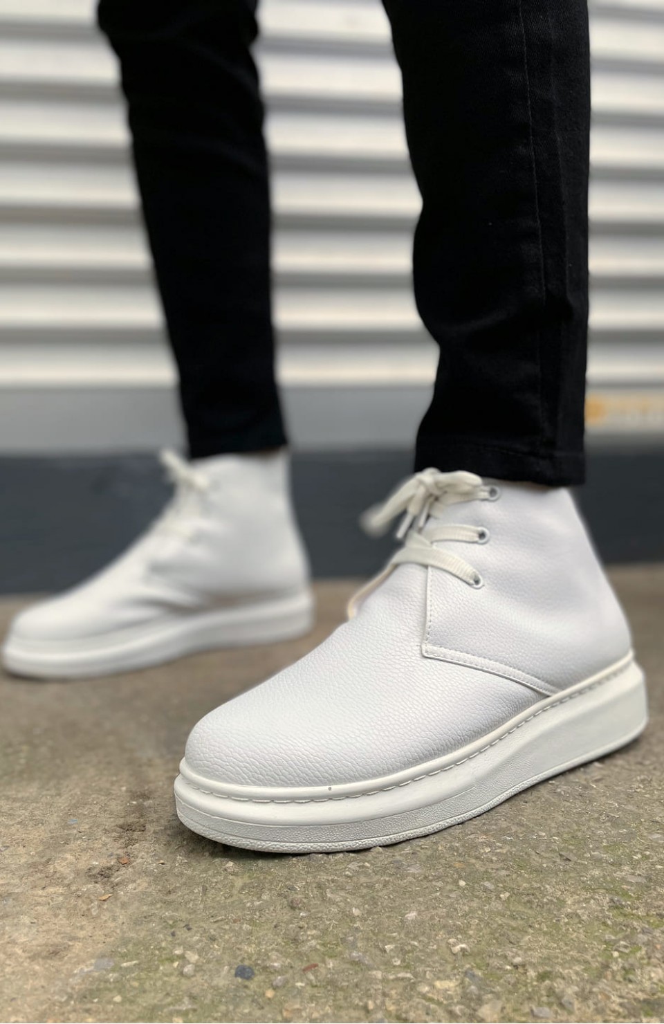 JY207 Oslo Bağcıklı Ortopedik Taban Cilt Erkek Spor Bot CBT - Beyaz