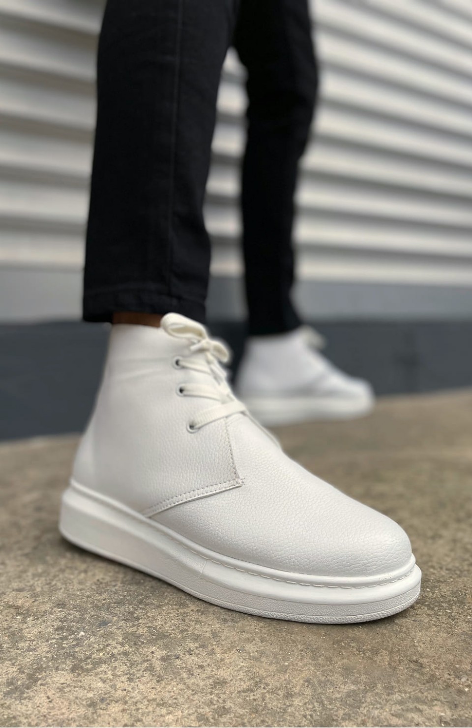 JY207 Oslo Bağcıklı Ortopedik Taban Cilt Erkek Spor Bot CBT - Beyaz