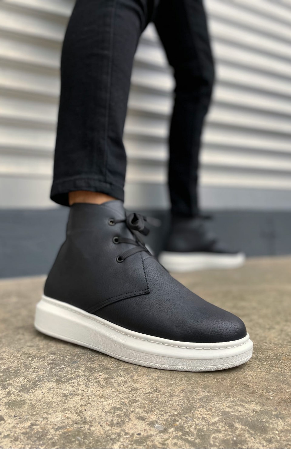 JY207 Oslo Bağcıklı Ortopedik Taban Cilt Erkek Spor Bot CBT - Siyah