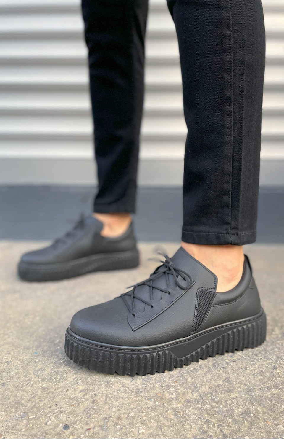 JY502 Bold Bağcıklı Cilt Erkek Günlük Sneaker Ayakkabı CST - Siyah