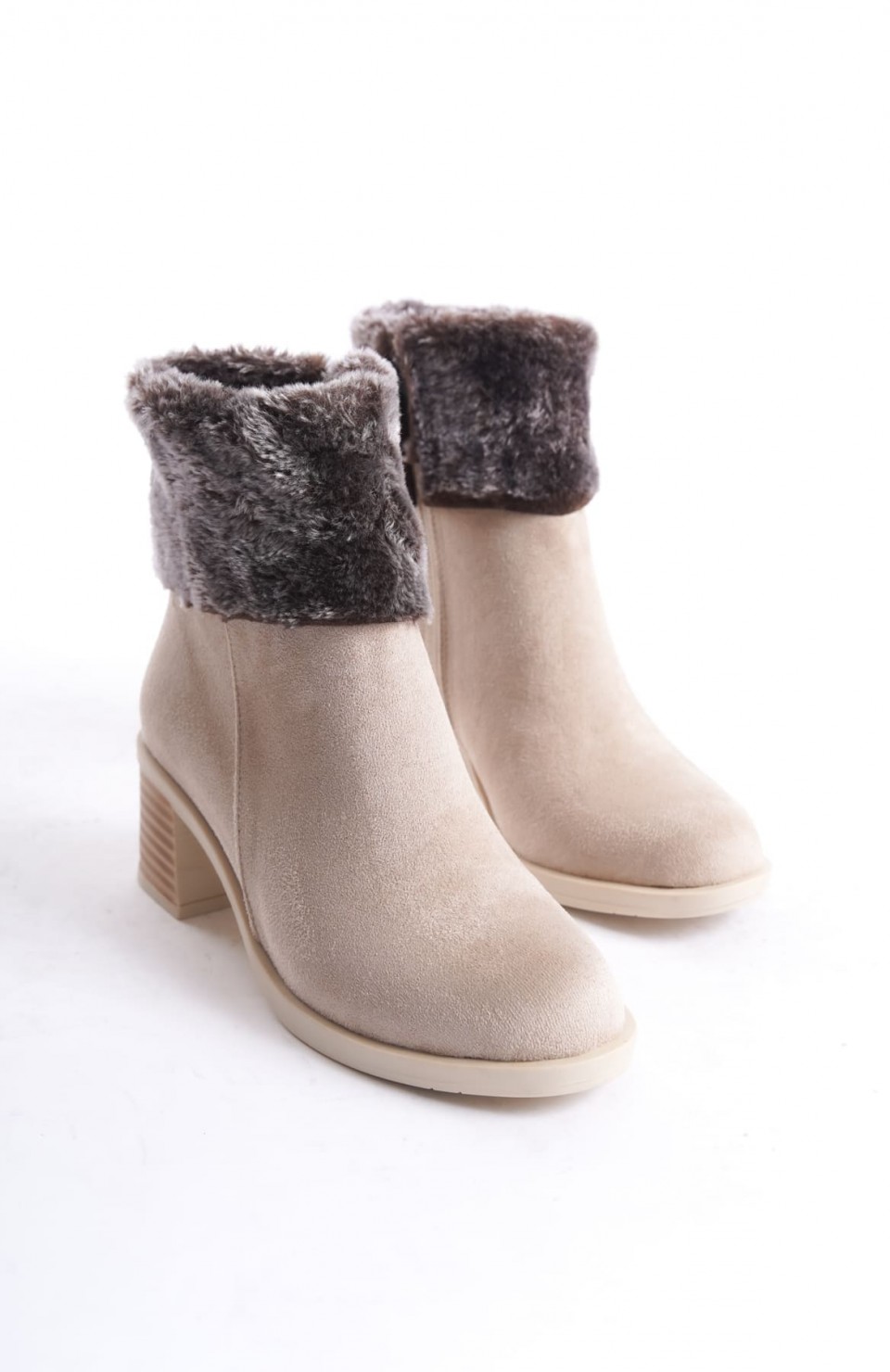 KATYA Fermuarlı Ortopedik Taban Topuklu Kürk Detaylı Süet Kadın Bot  STT - Ten