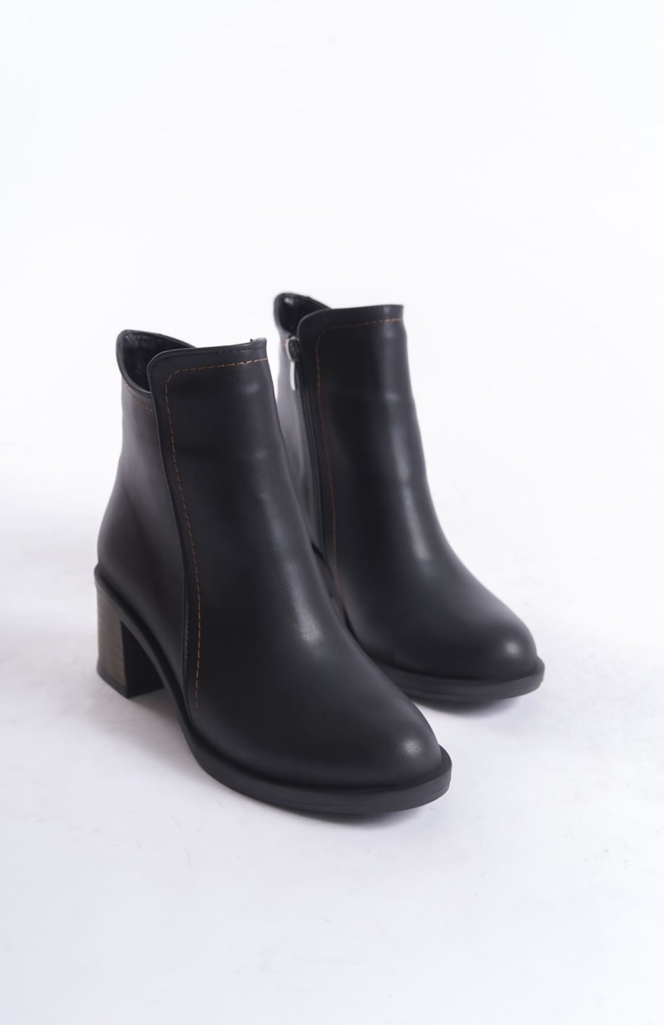 LARISSA Fermuarlı Ortopedik Taban Topuklu Kadın Bot  CST - Siyah