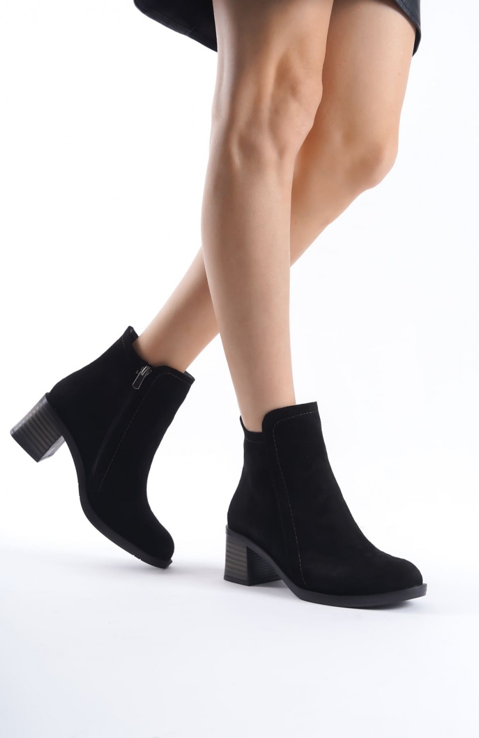 LARISSA Fermuarlı Ortopedik Taban Topuklu Süet Kadın Bot  SST - Siyah