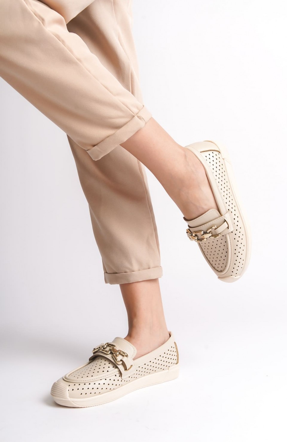 LAYLA Bağcıksız Ortopedik Rahat Taban Kalp Desenli Kadın Babet Ayakkabı CKT - Krem