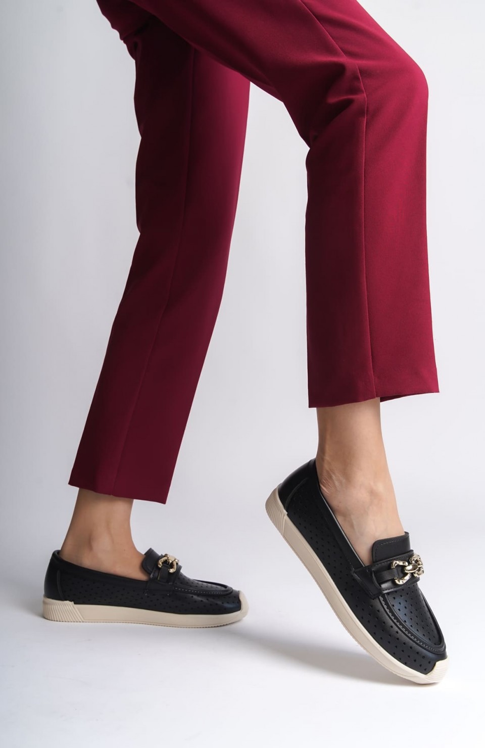 LAYLA Bağcıksız Ortopedik Rahat Taban Kalp Desenli Kadın Babet Ayakkabı CKT - Siyah