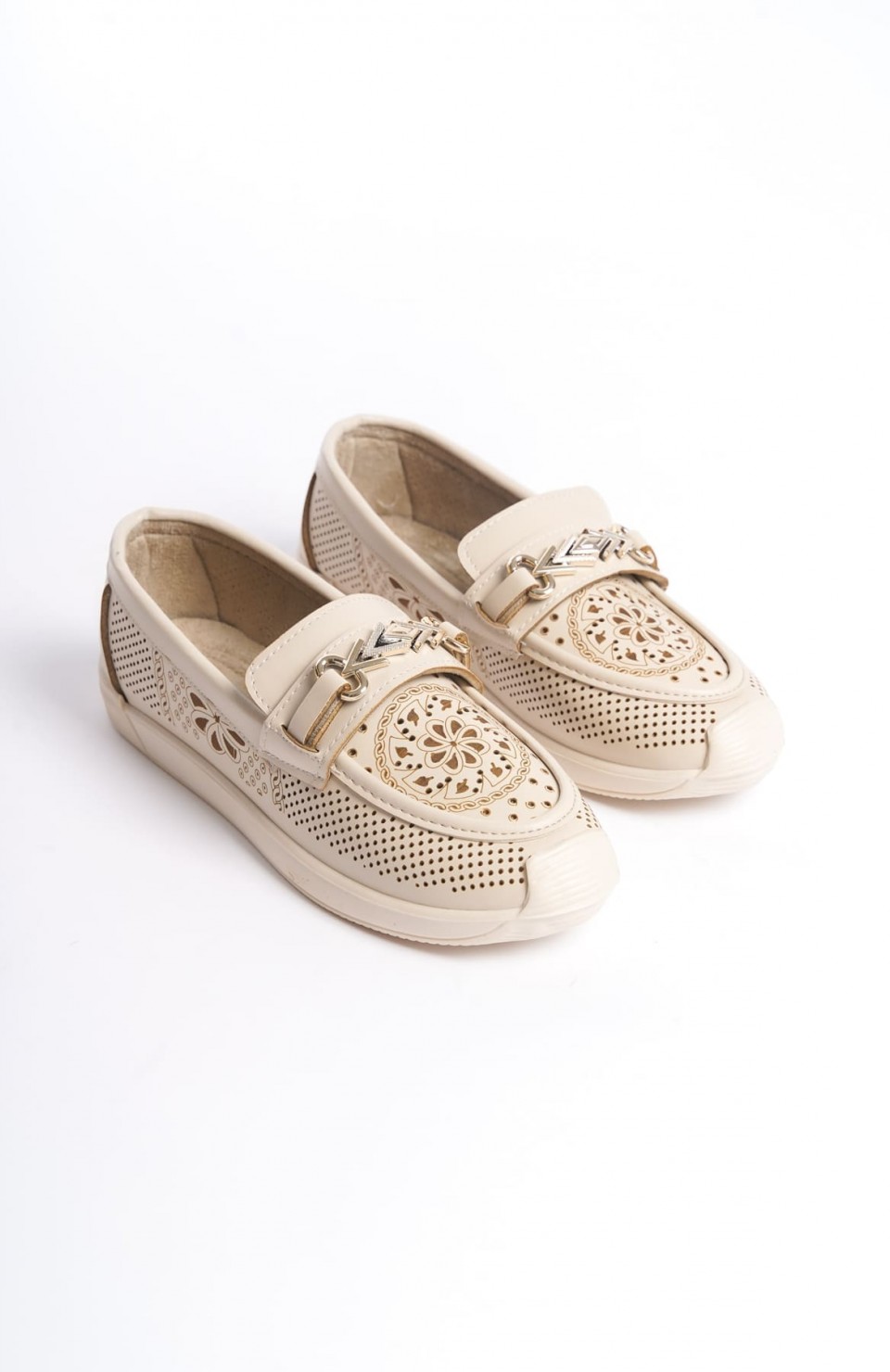 LILY Bağcıksız Ortopedik Rahat Taban Çiçek Desenli Kadın Babet Ayakkabı CKT - Krem