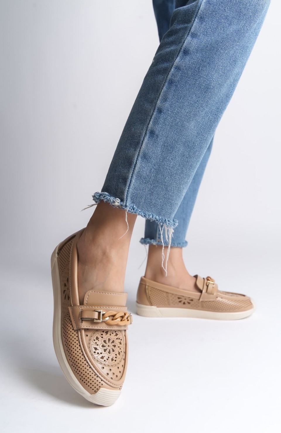 LIZY Bağcıksız Ortopedik Rahat Taban Çiçek Desenli Kadın Babet Ayakkabı CKT - Ten