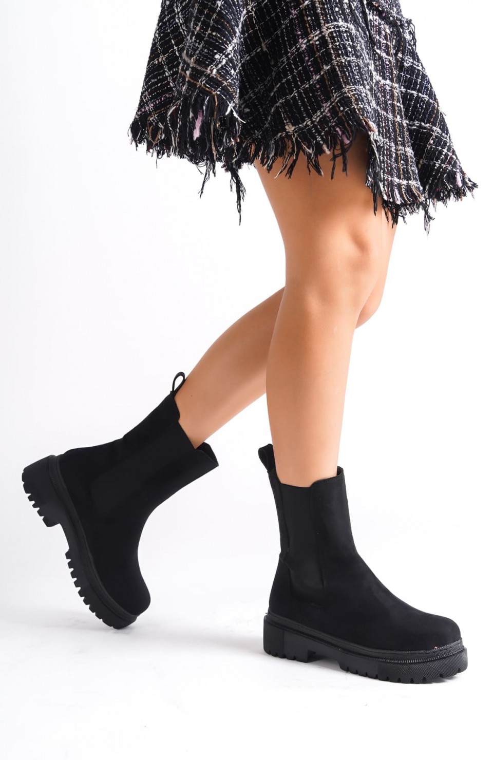 LORA Bağcıksız Lastikli Süet Ortopedik Taban Kadın Bot SST - Siyah