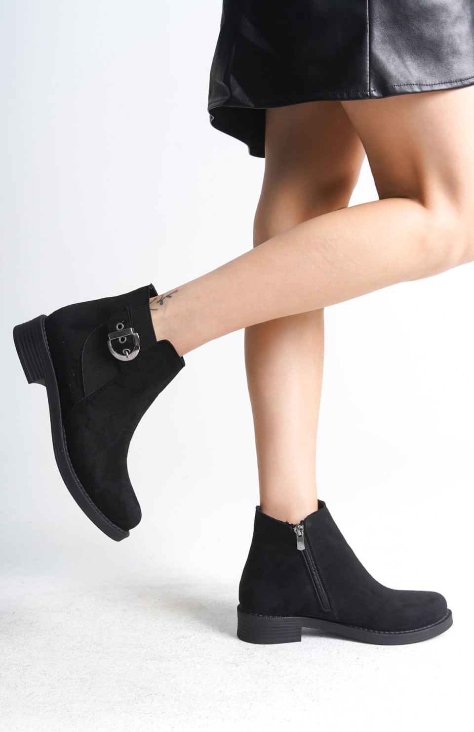 LUNA Fermuarlı Lastikli Ortopedik Taban Topuklu Süet Kadın Bot  SST - Siyah