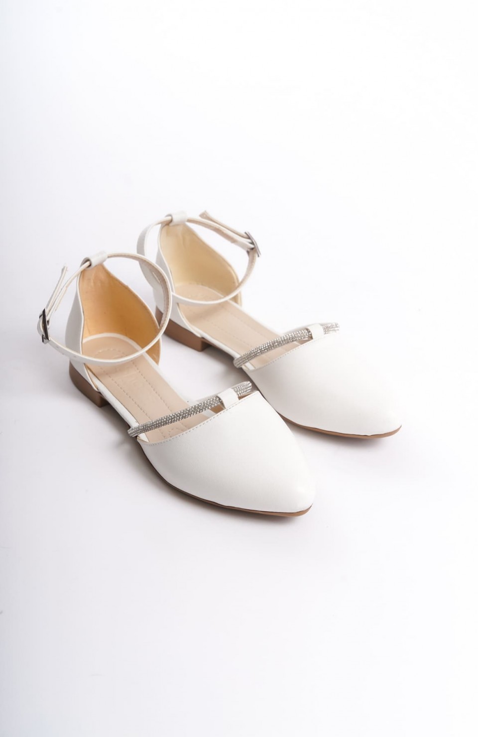 MONICA Tokalı Ortopedik Rahat Taban Taş Detaylı Kadın Babet Ayakkabı  CKT - Beyaz