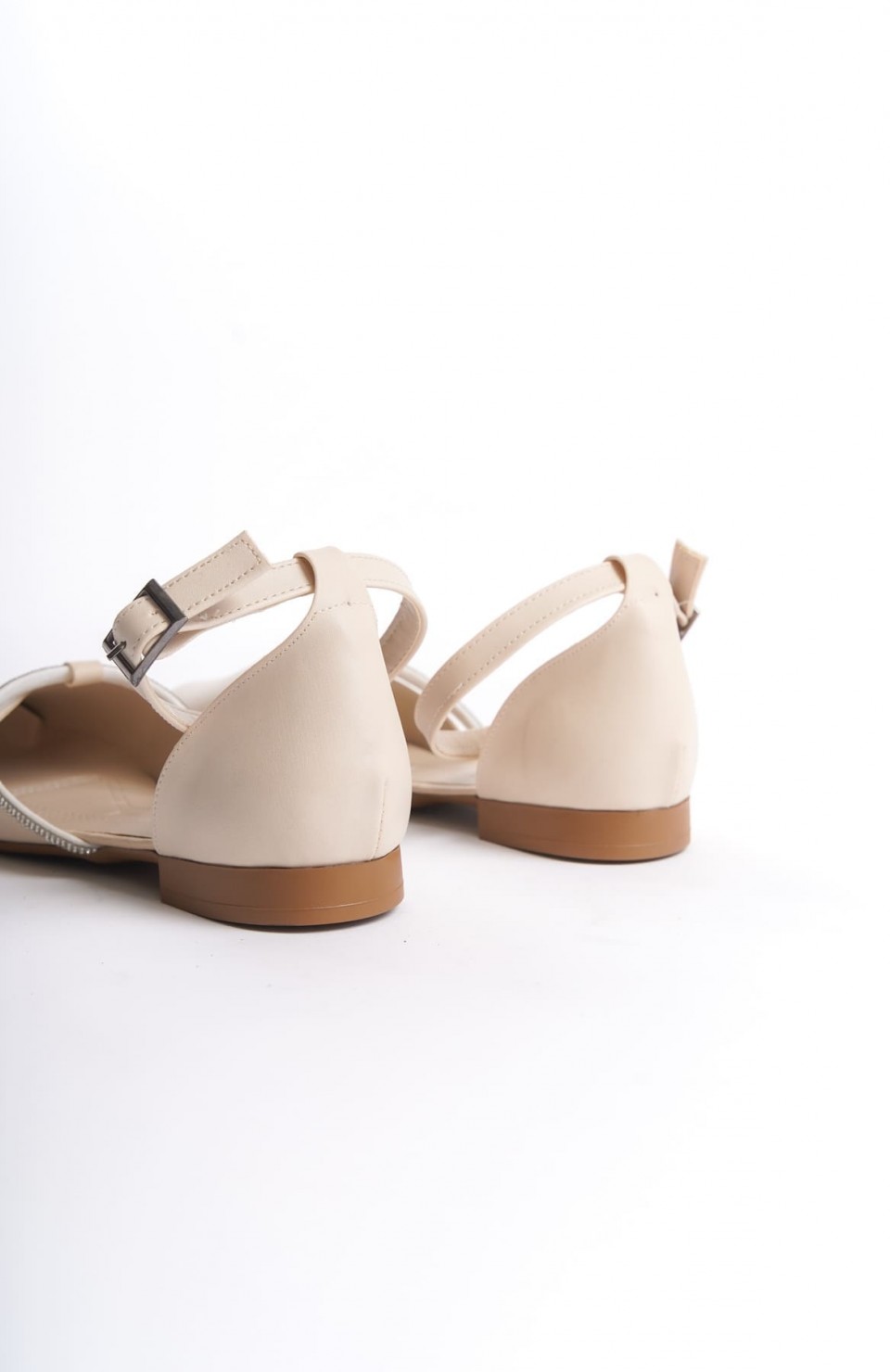 MONICA Tokalı Ortopedik Rahat Taban Taş Detaylı Kadın Babet Ayakkabı  CKT - Krem