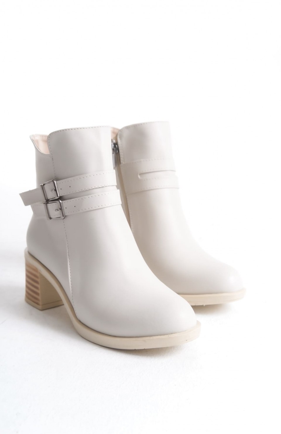 NOEMI Tokalı Fermuarlı Ortopedik Taban Topuklu Kadın Bot  CKT - Krem