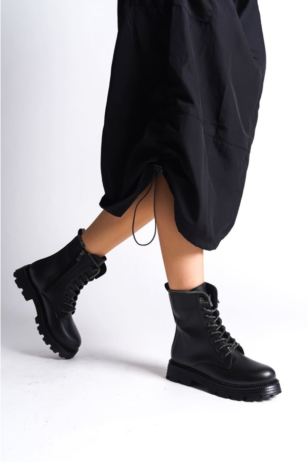 PAMELA Bağcıklı Fermuarlı Ortopedik Taban Taşlı Kadın Bot CST - Siyah