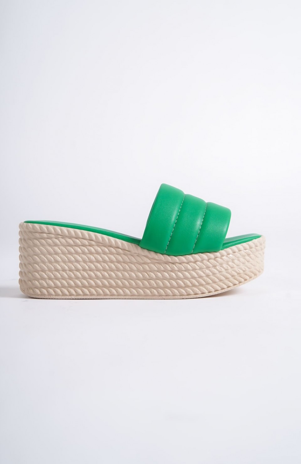 REINA Dolgu Topuklu Ortopedik Taban Hasır Görünümlü Kadın Terlik CKT - Yeşil