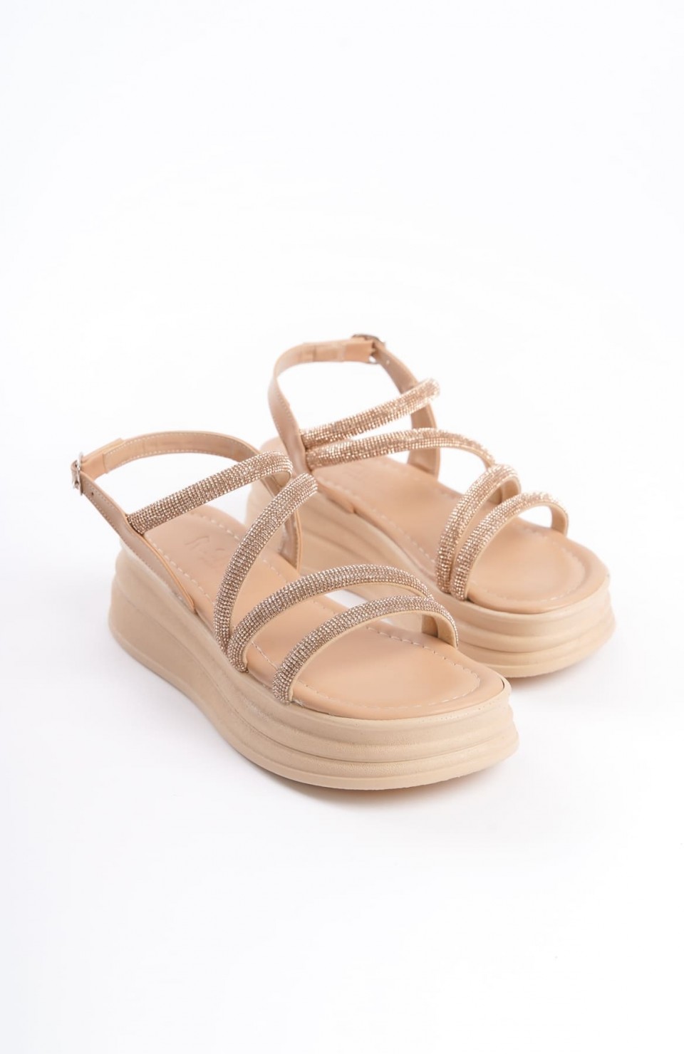 RILEY İnce Tokalı Taşlı Şeritli Ortopedik Taban Kadın Sandalet CTT - Ten