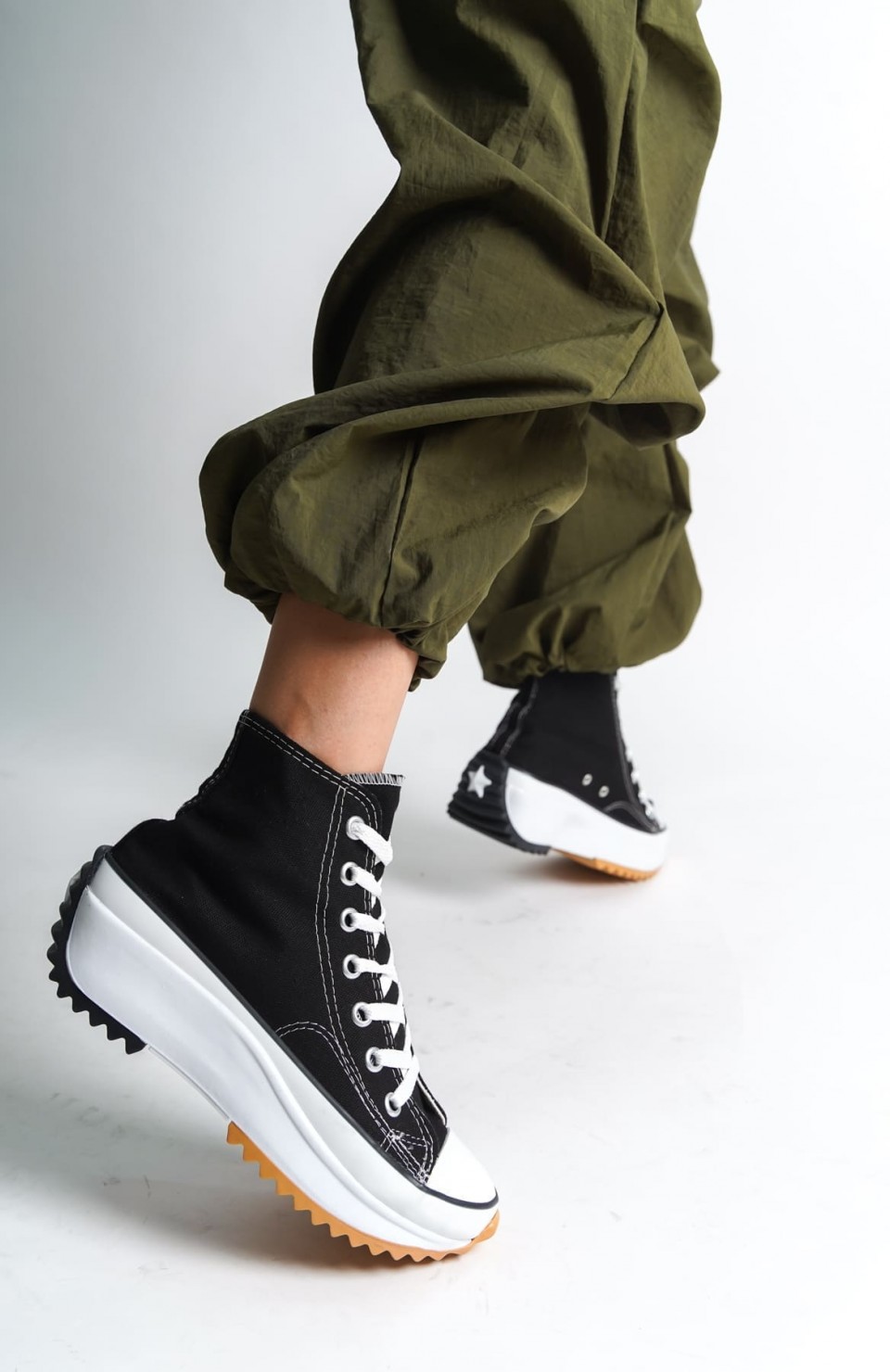 ROMA Bağcıklı Ortopedik Taban Kadın Sneaker Spor Ayakkabı  TBT - Siyah Somersan Giyim | Kadın, Erkek ve Çocuk Moda