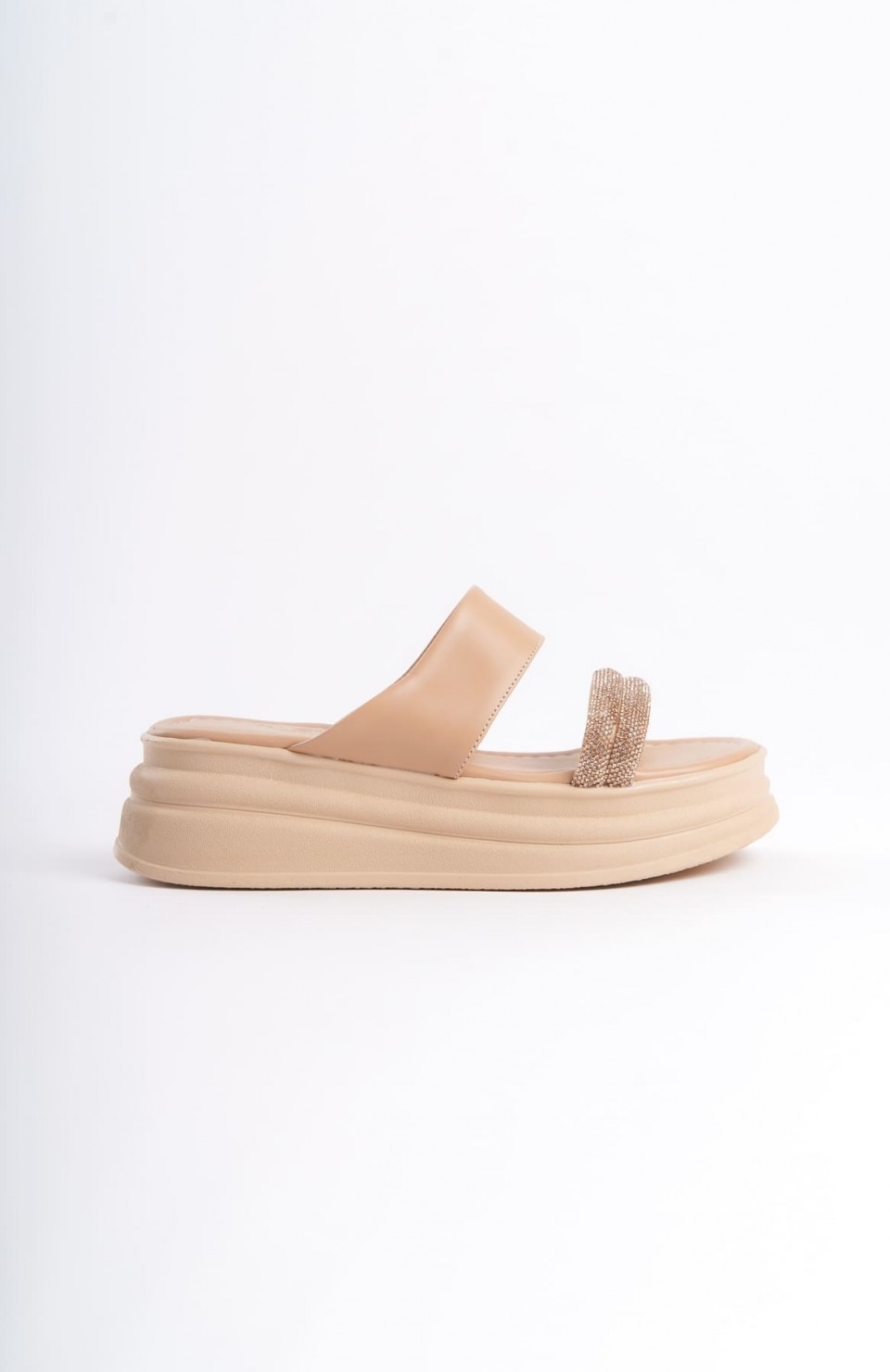 SARAH Düz Topuklu Taşlı Şeritli Kalın ve Ortopedik Taban Kadın Terlik CTT - Ten