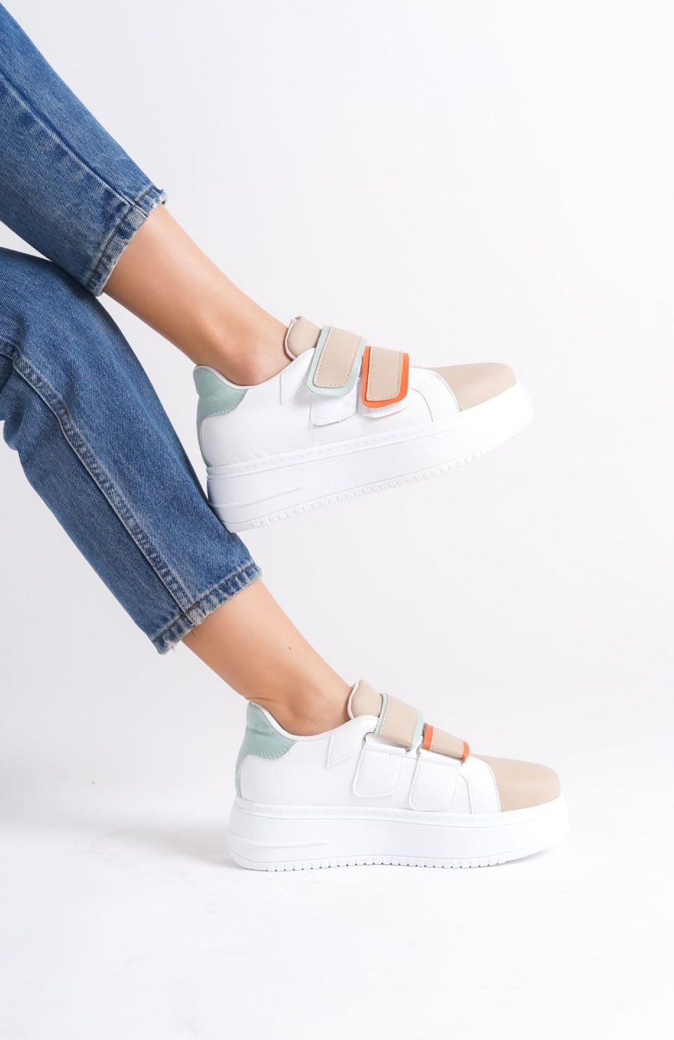 VALENCIA Bağcıksız Cırt Cırtlı Ortopedik Taban Kadın Sneaker Spor Ayakkabı CBT - Beyaz/Ten/Mavi