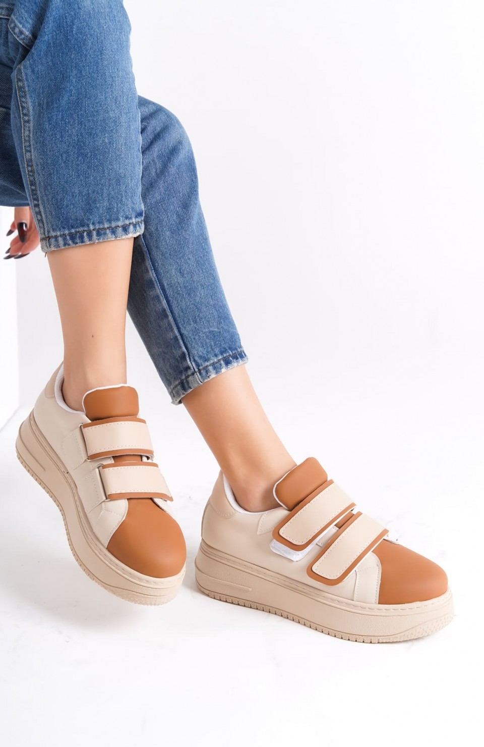 VALENCIA Bağcıksız Cırt Cırtlı Ortopedik Taban Kadın Sneaker Spor Ayakkabı CTT - Ten/Kahve